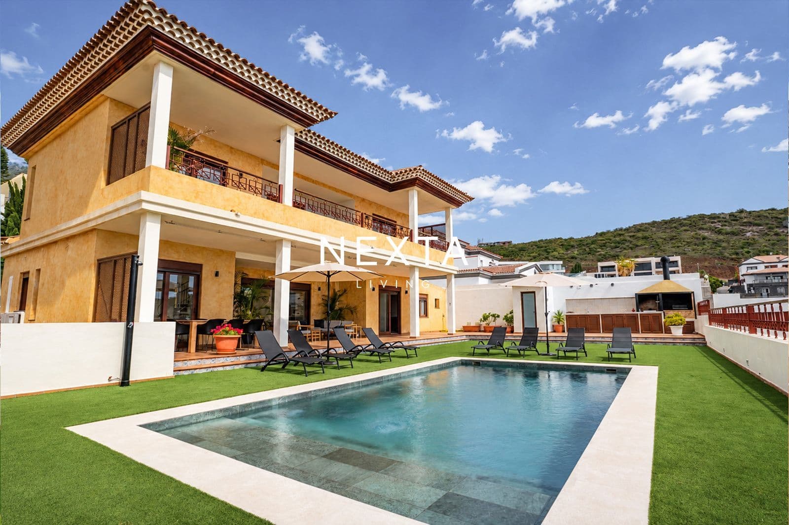 Exclusive Villa with Views in Roque del Conde